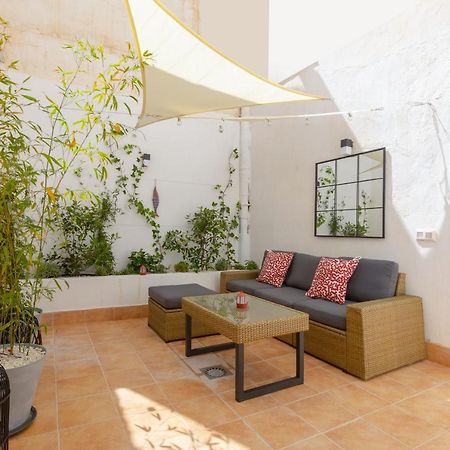 Precioso Apartamento Con Patio Y Dos Habitaciones En El Barrio De Picasso Málaga Kültér fotó