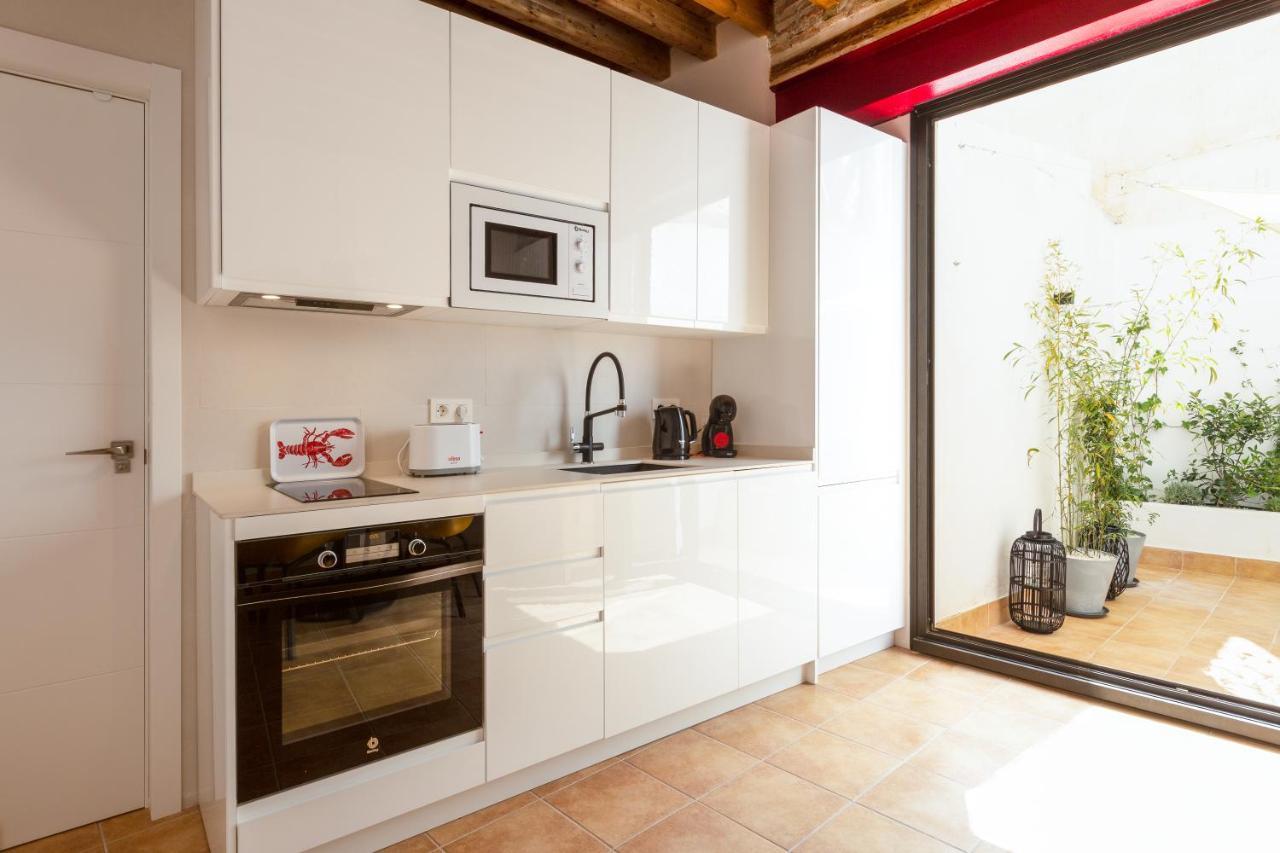 Precioso Apartamento Con Patio Y Dos Habitaciones En El Barrio De Picasso Málaga Kültér fotó