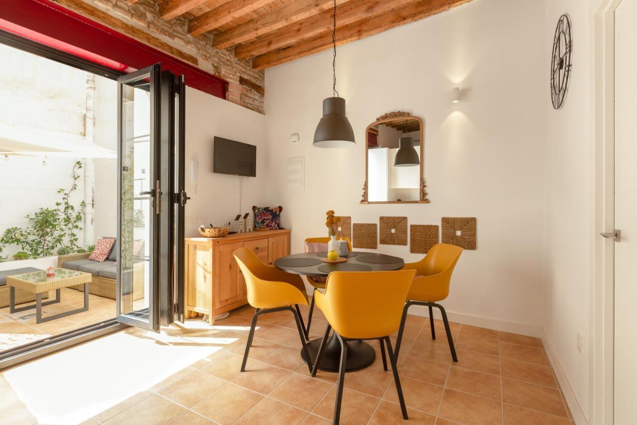 Precioso Apartamento Con Patio Y Dos Habitaciones En El Barrio De Picasso Málaga Kültér fotó