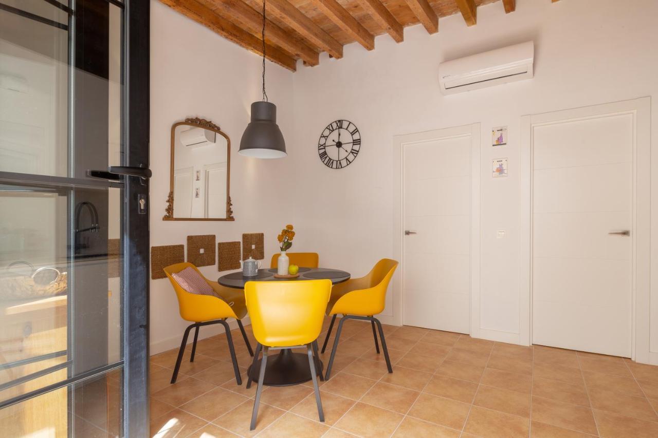 Precioso Apartamento Con Patio Y Dos Habitaciones En El Barrio De Picasso Málaga Kültér fotó